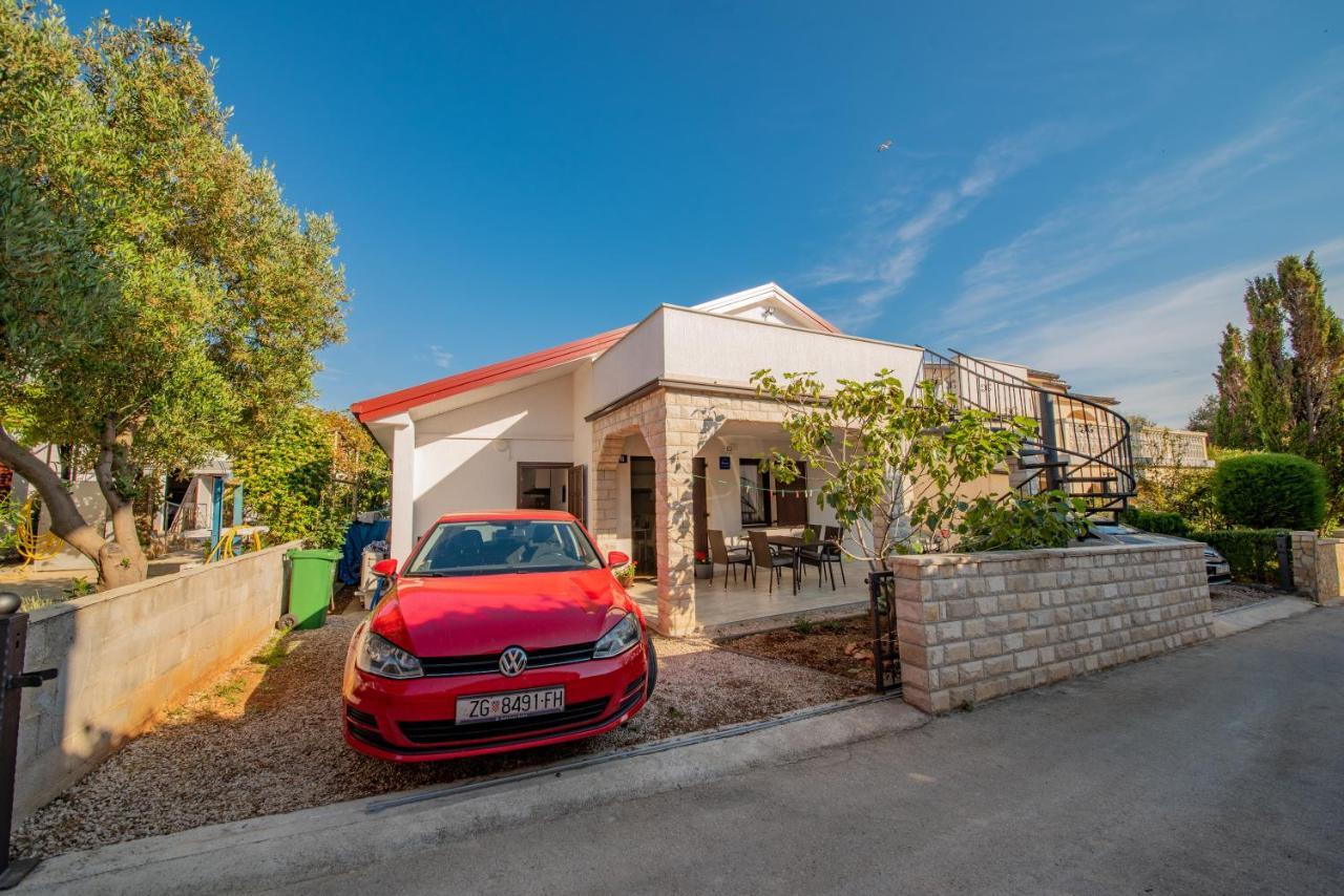 Apartman Bozica Vir Bagian luar foto
